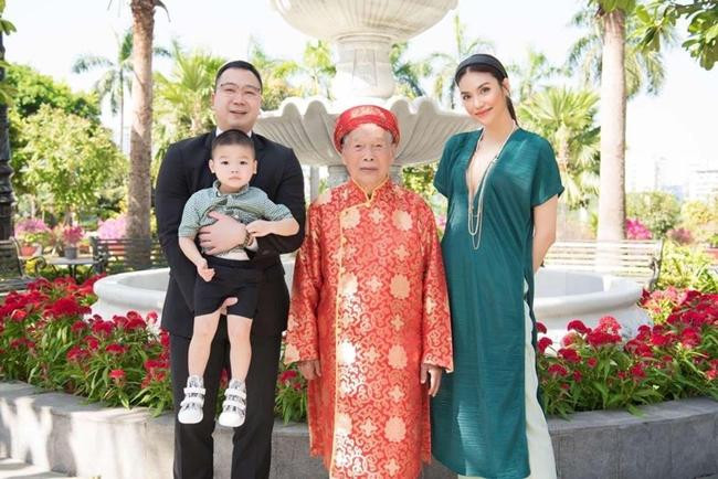 Connor có gương mặt sáng khiến mọi người có thiện cảm ngay ánh nhìn đầu tiên.