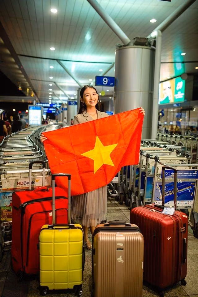 Thanh Khoa trước khi tới Hàn Quốc tham gia dự thi Miss World University 2019. Thanh Khoa trước khi tới Hàn Quốc tham gia dự thi Miss World University 2019.