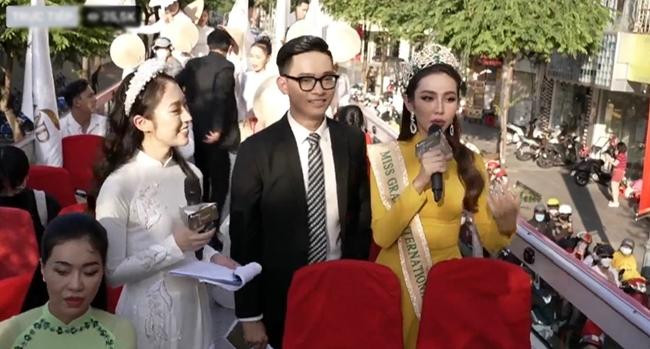 Thùy Tiên mong bạn bè quốc tế có thể tới thăm Việt Nam. Thùy Tiên mong bạn bè quốc tế có thể tới thăm Việt Nam.