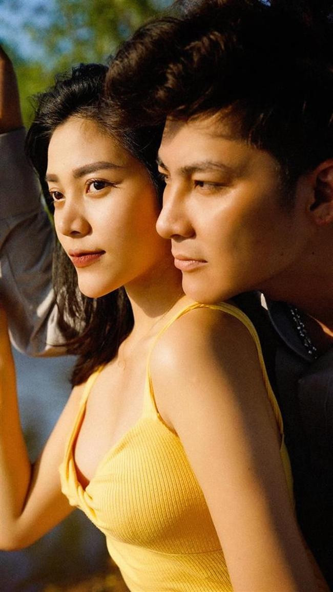 Phi Hùng bị "ném đá" vì khoe ảnh bên người mới ngay sau ly hôn.