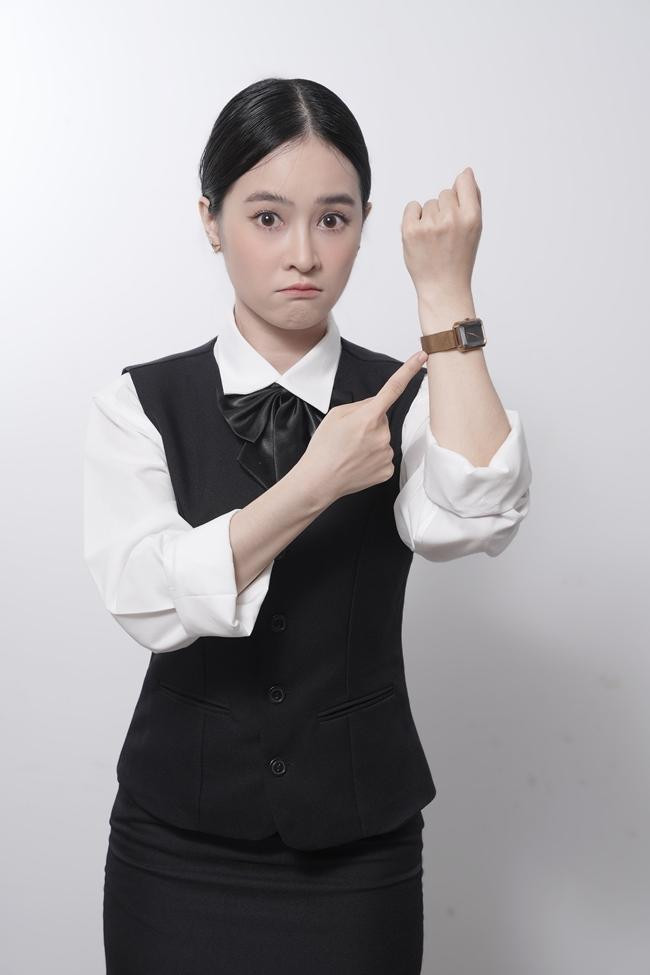 Nhan sắc xinh đẹp, phong cách tự tin hiện tại của Thiên Tú cũng được nhiều netizen yêu thích.