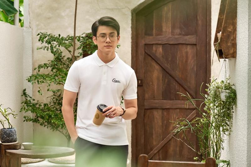 Đời thường, Quang Lâm thường chọn phong cách thời trang đơn giản, thoải mái. - Ảnh: FBNV