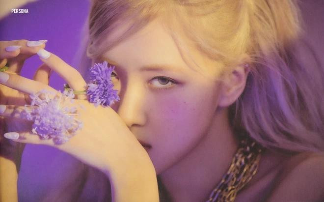 ... của Rosé một cách lộ liễu. ... của Rosé một cách lộ liễu.