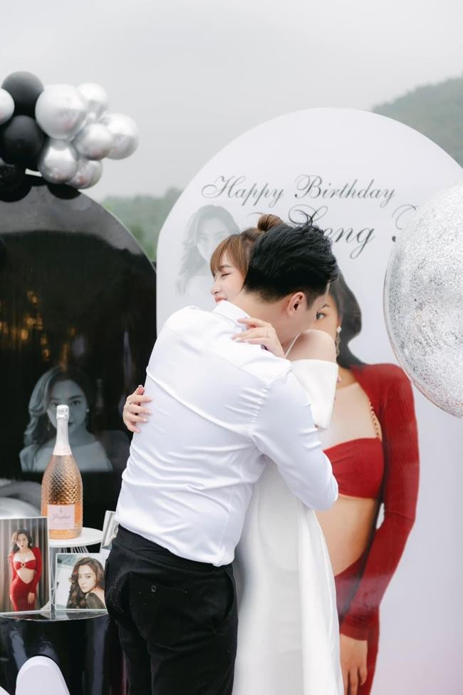 Những hình ảnh trong buổi lễ cầu hôn của nam diễn viên Anh Tuấn. - Ảnh: FBNV.