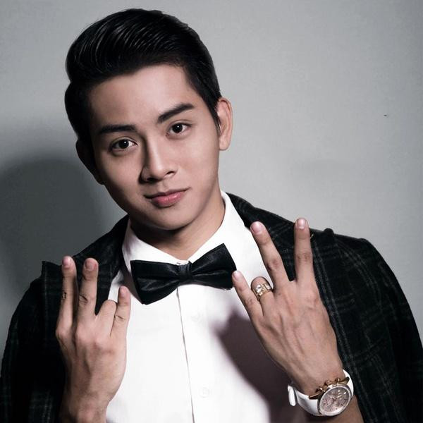 Hoài Lâm sở hữu vẻ đẹp trai chẳng kém gì các idol xứ Hàn.