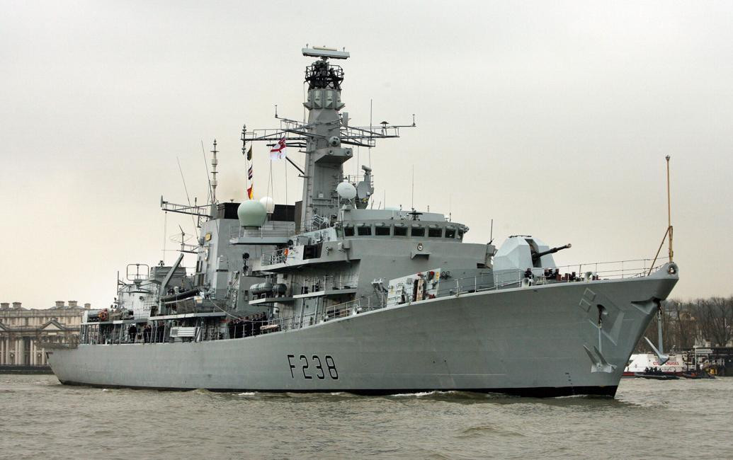 Khinh hạm HMS Northumberland của Anh. Ảnh: CNN