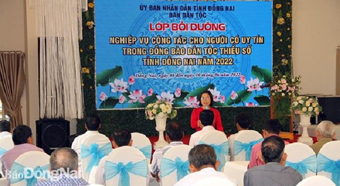 Người có uy tín được truyền đạt một số nội dung tại lớp tập huấn