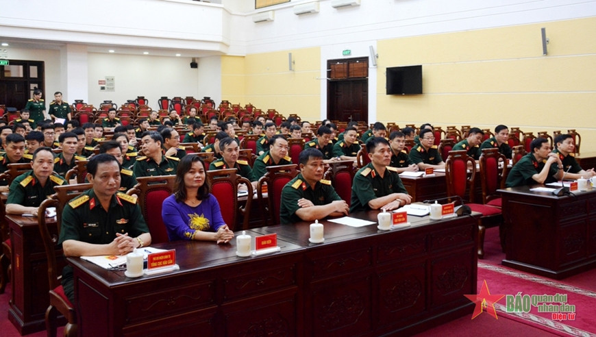 Các đại biểu dự khai mạc lớp bồi dưỡng. Các đại biểu dự khai mạc lớp bồi dưỡng.