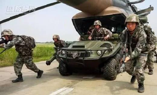 Nhiệm vụ của Z-8L trong tương lai được lãnh đạo Quân đội Trung Quốc xác nhận là thực hiện nhiệm vụ vận chuyển các phương tiện xe cơ giới, giúp cho lính đổ bộ thẳng đứng sẽ có phương tiện để sử dụng ngay khi họ đặt chân trên mặt đất, điều này sẽ cho phép họ giành được các cơ hội chiến thuật quan trọng. Ảnh: Snafu-solomon Nhiệm vụ của Z-8L trong tương lai được lãnh đạo Quân đội Trung Quốc xác nhận là thực hiện nhiệm vụ vận chuyển các phương tiện xe cơ giới, giúp cho lính đổ bộ thẳng đứng sẽ có phương tiện để sử dụng ngay khi họ đặt chân trên mặt đất, điều này sẽ cho phép họ giành được các cơ hội chiến thuật quan trọng. Ảnh: Snafu-solomon