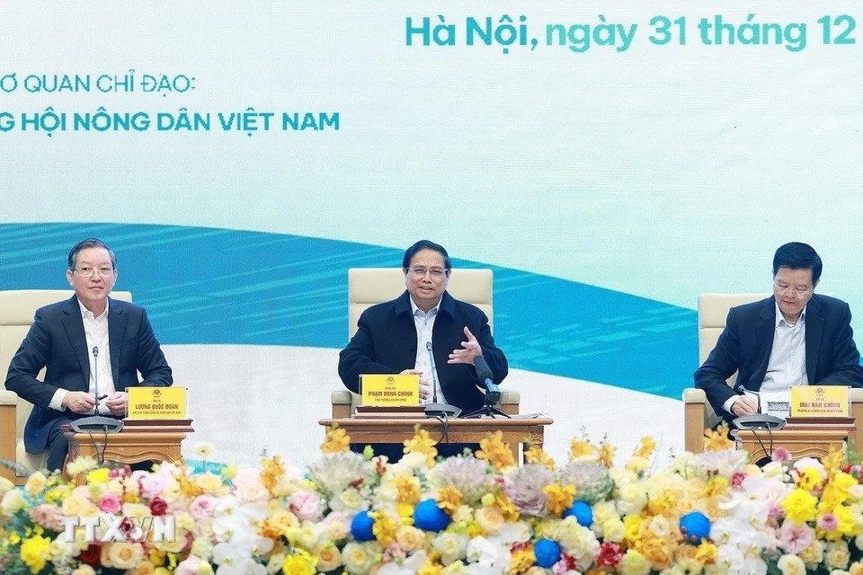 Thủ tướng Phạm Minh Chính đối thoại với nông dân. Ảnh: Dương Giang/TTXVN Thủ tướng Phạm Minh Chính đối thoại với nông dân. Ảnh: Dương Giang/TTXVN