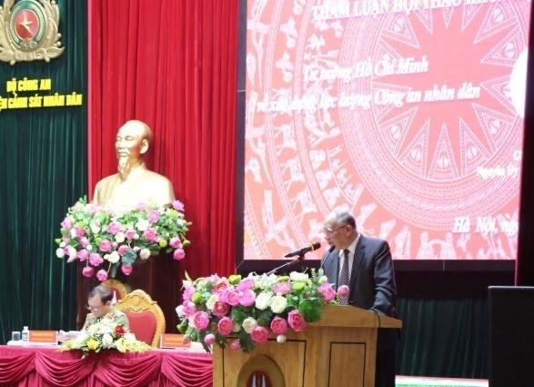 GS. TS Hoàng Chí Bảo, Nguyên Ủy viên Hội đồng lý luận Trung ương phát biểu tham luận tại Hội thảo GS. TS Hoàng Chí Bảo, Nguyên Ủy viên Hội đồng lý luận Trung ương phát biểu tham luận tại Hội thảo