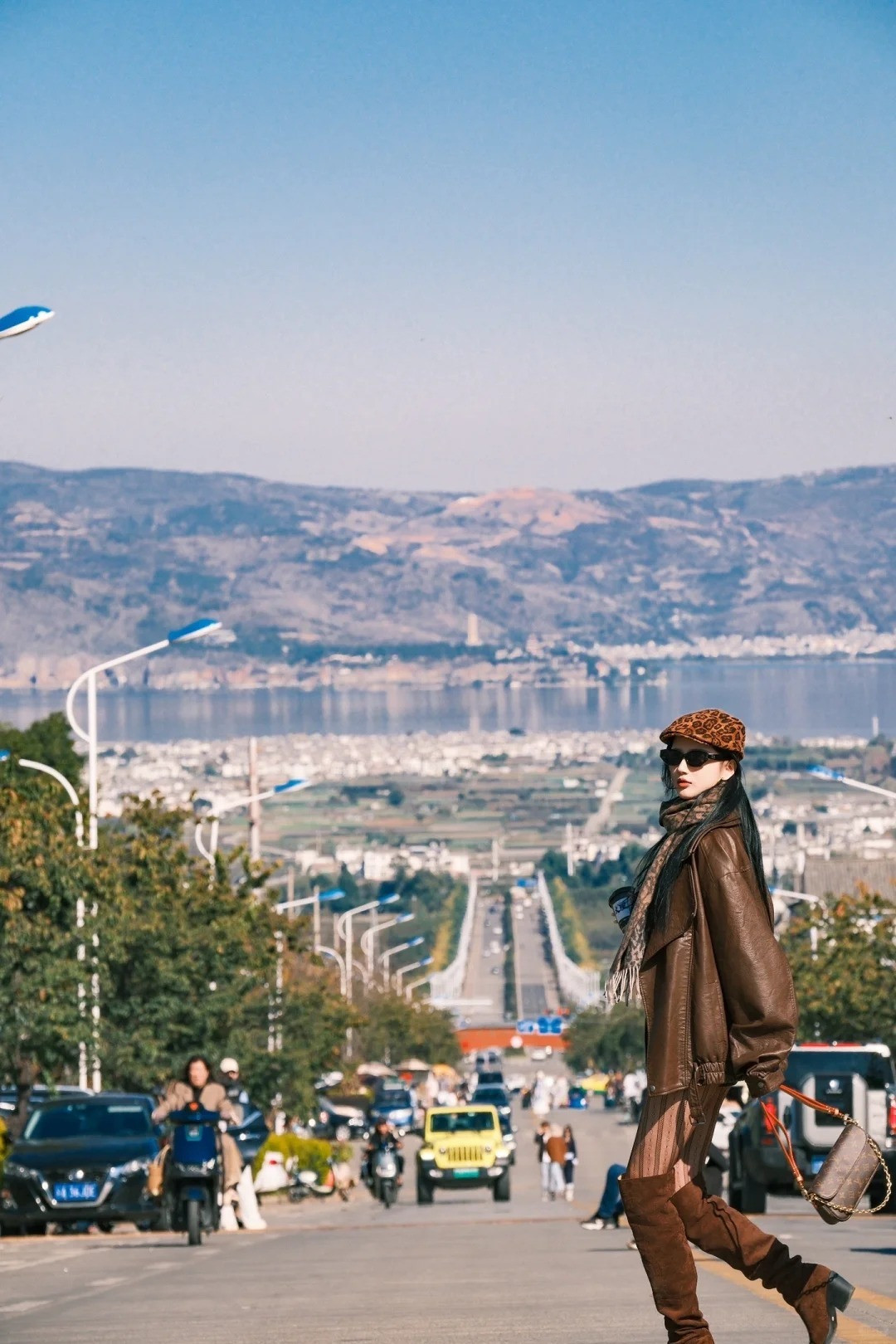 Những hình ảnh tại Thương Nhĩ Đại Đạo gây chú ý trên mạng xã hội Douyin của Trung Quốc. Những hình ảnh tại Thương Nhĩ Đại Đạo gây chú ý trên mạng xã hội Douyin của Trung Quốc.