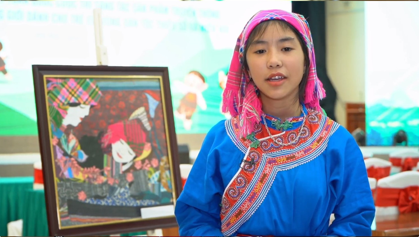 Em Lùng Thị Phương Thảo và tác phẩm "Điều con ước" Em Lùng Thị Phương Thảo và tác phẩm "Điều con ước"