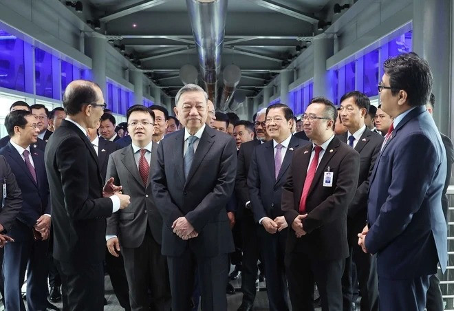 Tổng Bí thư Tô Lâm thăm và làm việc với Tập đoàn Petronas. (Ảnh: Thống Nhất/TTXVN) Tổng Bí thư Tô Lâm thăm và làm việc với Tập đoàn Petronas. (Ảnh: Thống Nhất/TTXVN)