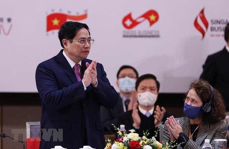 Thủ tướng Phạm Minh Chính tại Phiên cấp cao Diễn đàn doanh nghiệp Việt Nam thường niên. (Ảnh: Dương Giang/TTXVN)
