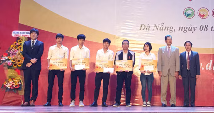 Đại học Duy Tân ký kết Hiệp định thư với Quỹ Hỗ trợ Du học Nhật Bản (JOOSS) ảnh 1