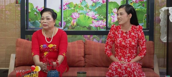 Mẹ chồng, nàng dâu có 4 năm chung sống. Mẹ chồng, nàng dâu có 4 năm chung sống.