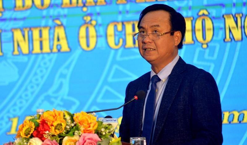 Chủ tịch UBND tỉnh Quảng Trị Võ Văn Hưng phát động phong trào “Vận động nguồn lực hỗ trợ xây mới nhà ở cho hộ nghèo trên địa bàn tỉnh Quảng Trị giai đoạn 2022 - 2026”. Chủ tịch UBND tỉnh Quảng Trị Võ Văn Hưng phát động phong trào “Vận động nguồn lực hỗ trợ xây mới nhà ở cho hộ nghèo trên địa bàn tỉnh Quảng Trị giai đoạn 2022 - 2026”.