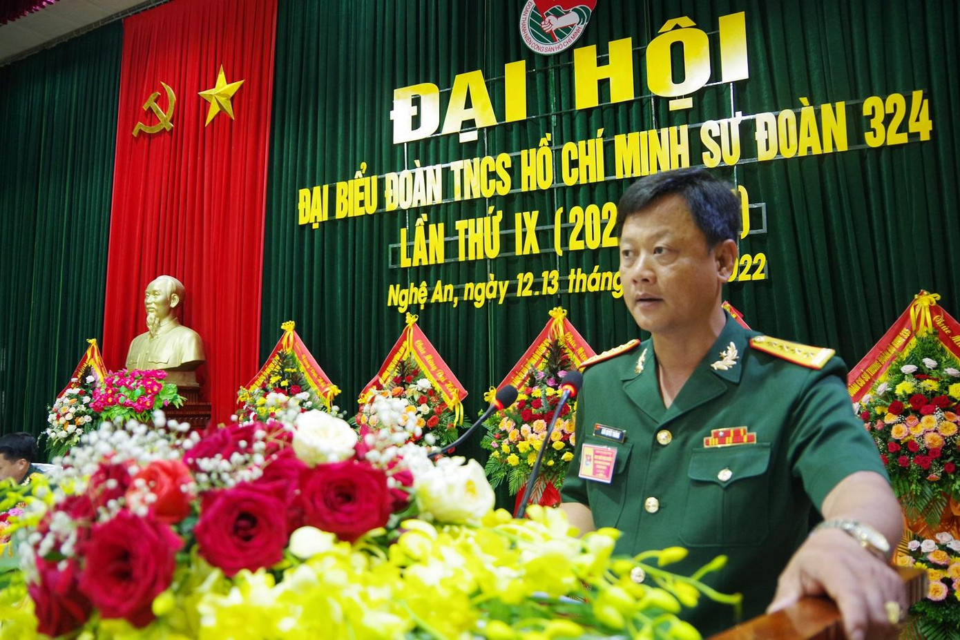 Đại tá Lưu Quyết Thắng - Bí thư Đảng ủy, Chính ủy Sư đoàn 324 phát biểu chỉ đạo đại hội Đại tá Lưu Quyết Thắng - Bí thư Đảng ủy, Chính ủy Sư đoàn 324 phát biểu chỉ đạo đại hội