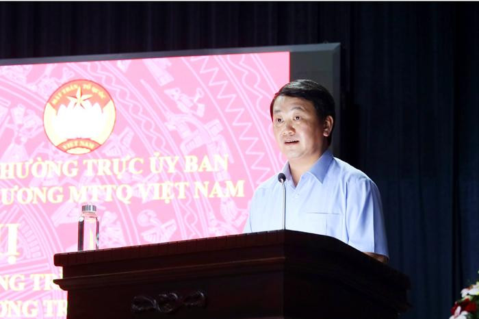 Bộ trưởng, Chủ nhiệm UBDT Hầu A Lềnh phát biểu khai mạc Hội nghị. Bộ trưởng, Chủ nhiệm UBDT Hầu A Lềnh phát biểu khai mạc Hội nghị.