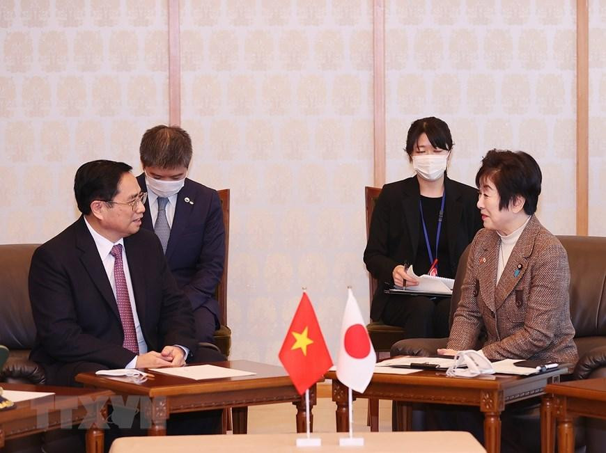 Thủ tướng Phạm Minh Chính hội kiến Chủ tịch Thượng viện Nhật Bản Santo Akiko. (Ảnh: Dương Giang/TTXVN)