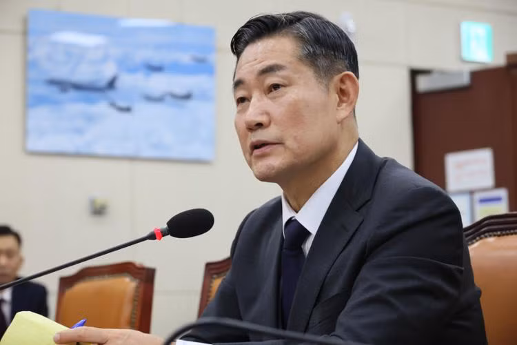 Bộ trưởng Quốc phòng Hàn Quốc Shin Won-sik. Nguồn ảnh: Reuters