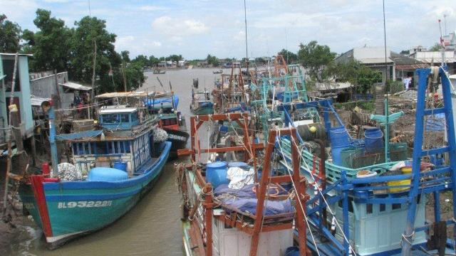 Nhiều người dân Bạc Liêu sống bằng nghề khai thác hải sản trên biển Nhiều người dân Bạc Liêu sống bằng nghề khai thác hải sản trên biển