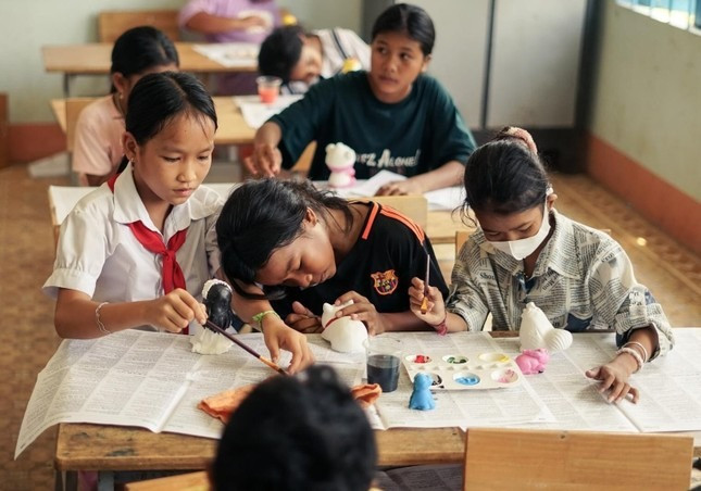 Các em học sinh tại trường TH&amp;THCS La Ngâu, xã La Ngâu, huyện Tánh Linh, tỉnh Bình Thuận. Ảnh: Báo Sinh viên