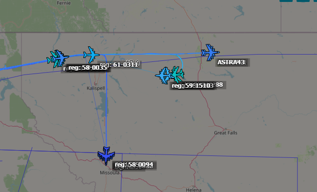 Sau khi cất cánh, các máy bay KC-135 Stratotanker chia thành bốn nhóm và bay theo các hướng khác nhau. Một cuộc diễn tập quy mô tương tự cũng đã được tổ chức tại căn cứ Fairchild vào năm 2012. Sau khi cất cánh, các máy bay KC-135 Stratotanker chia thành bốn nhóm và bay theo các hướng khác nhau. Một cuộc diễn tập quy mô tương tự cũng đã được tổ chức tại căn cứ Fairchild vào năm 2012.
