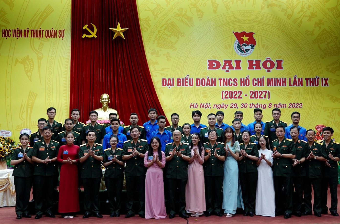 Các đại biểu về dự ĐH