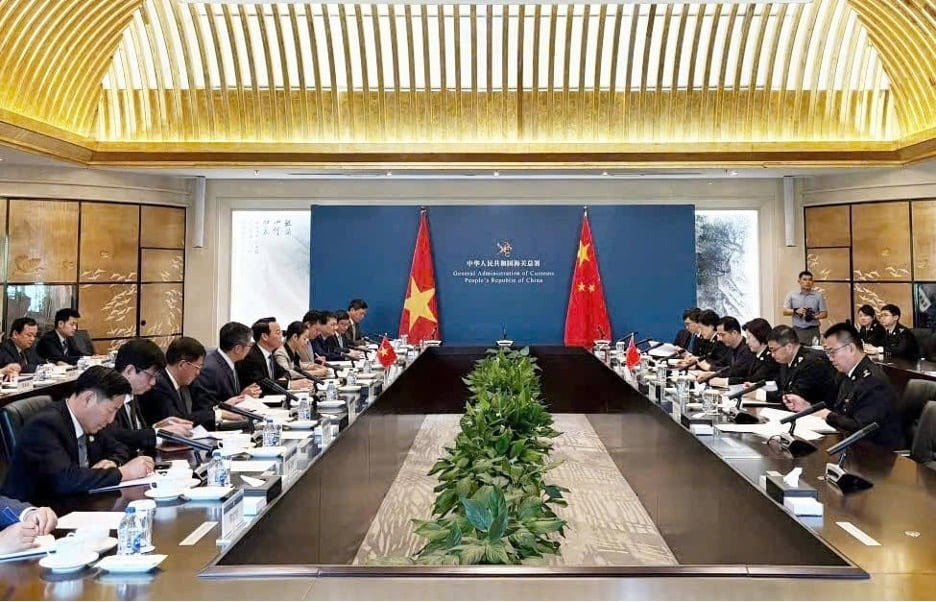 Bộ trưởng Bộ Nông nghiệp và Môi trường Đỗ Đức Duy dẫn đầu đoàn công tác sang làm việc với Tổng cục Hải quan Trung Quốc. Ảnh: ICD. Bộ trưởng Bộ Nông nghiệp và Môi trường Đỗ Đức Duy dẫn đầu đoàn công tác sang làm việc với Tổng cục Hải quan Trung Quốc. Ảnh: ICD.