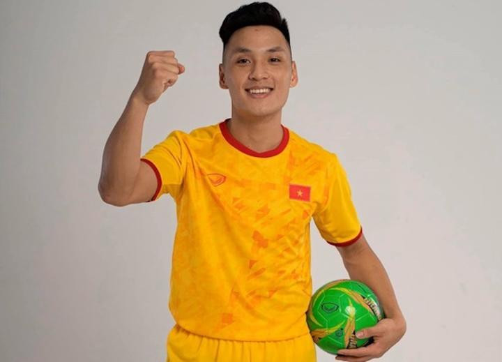 Thủ môn Hồ Văn Ý - Gương mặt trẻ Việt Nam triển vọng 2021 trên lĩnh vực Thể dục thể thao Thủ môn Hồ Văn Ý - Gương mặt trẻ Việt Nam triển vọng 2021 trên lĩnh vực Thể dục thể thao