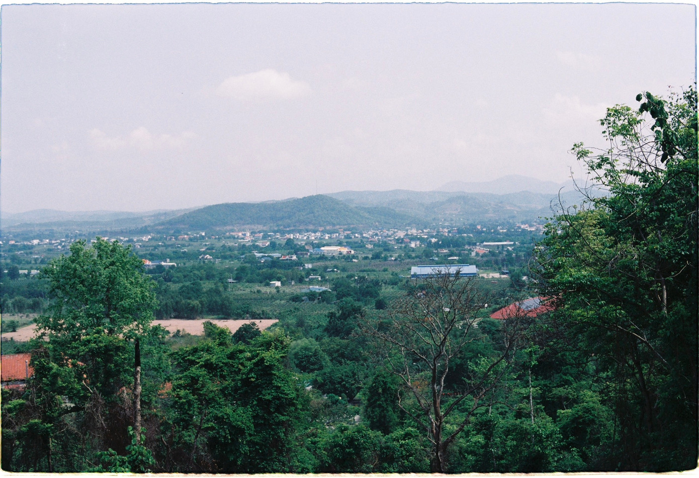 Kê Gà ảnh 8 Cảnh quan thiên nhiên xanh mát làm dịu đi cái nắng ngày hè của Bình Thuận. Ảnh: Nguyễn Văn Sơn.