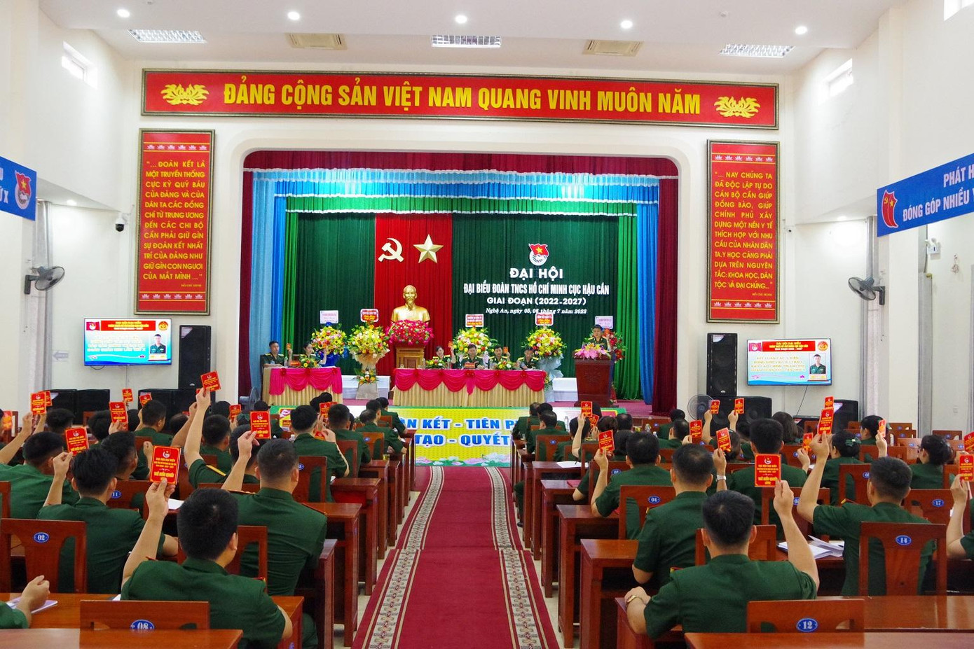 Quang cảnh đại hội Quang cảnh đại hội