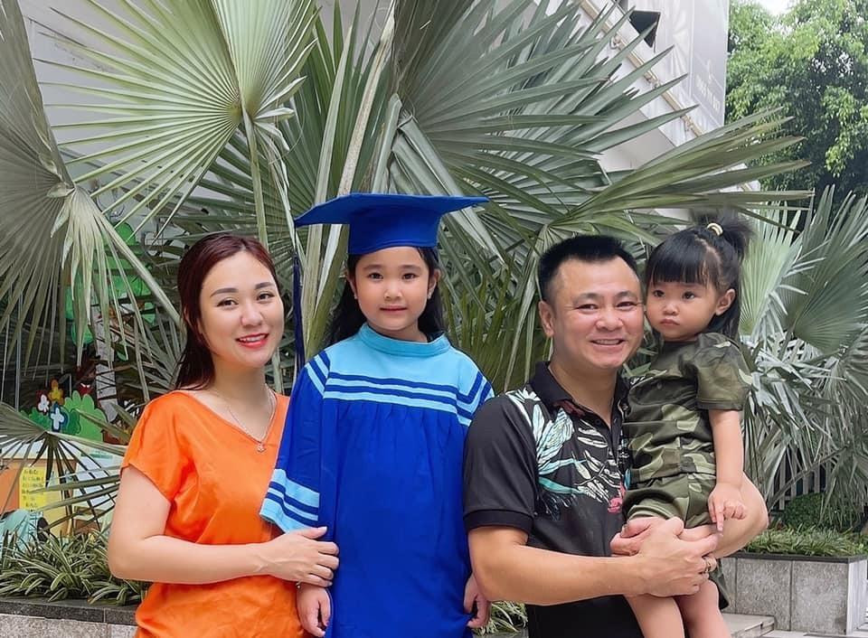 Gia đình hạnh phúc của NSND Tự Long.