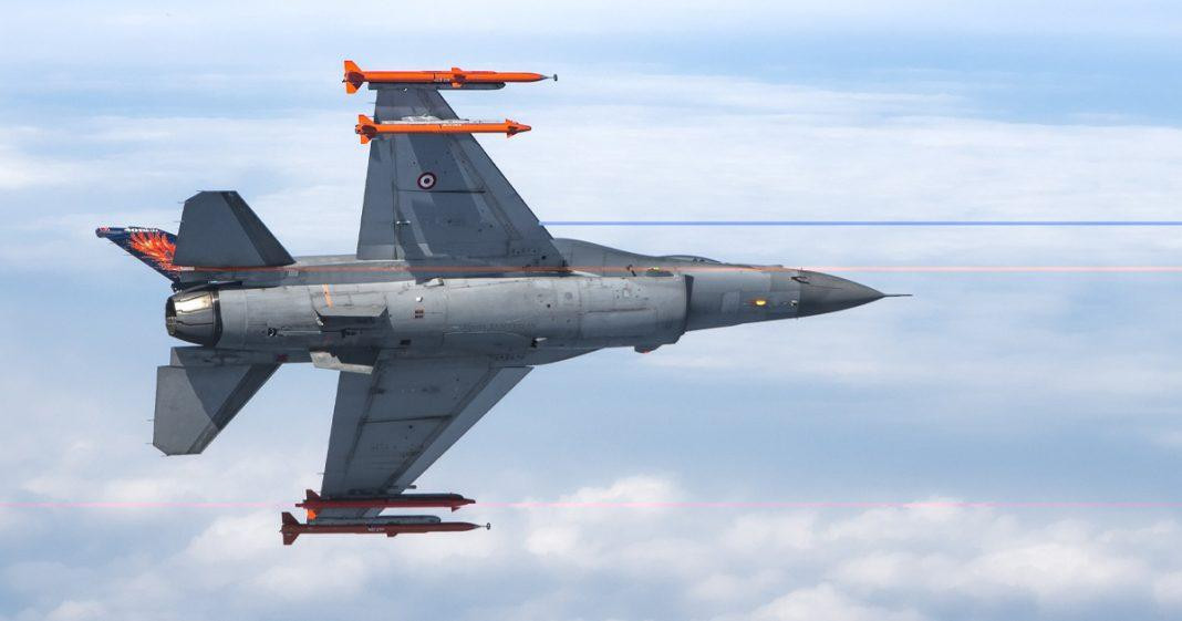 Tên lửa Bozdogan dự định sẽ được trang bị cho các máy bay chiến đấu F-16 và các máy bay tương lai như: máy bay huấn luyện phản lực Hurjet, máy bay chiến đấu TF-X.