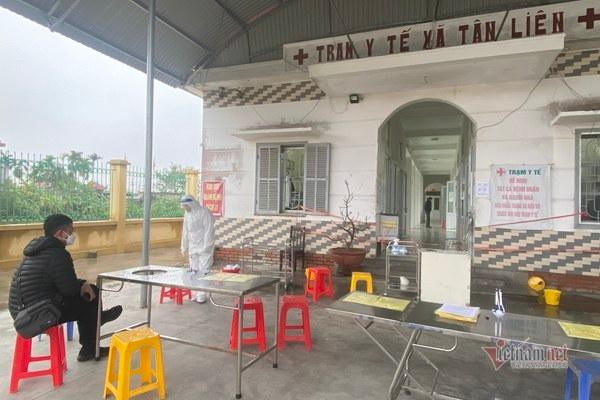 Tiền xét nghiệm trạm y tế chia nhau để "bồi dưỡng"