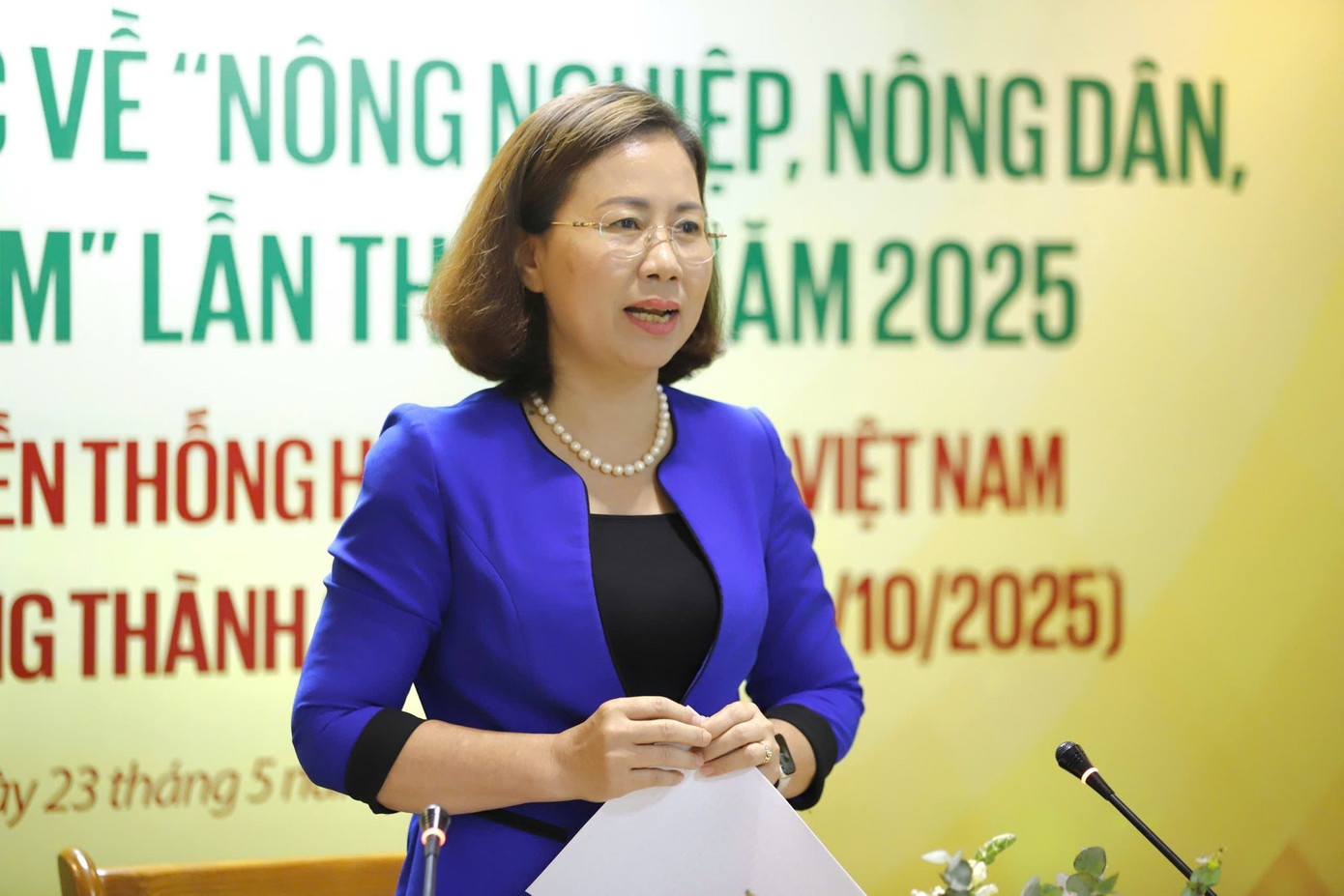 Bà Bùi Thị Thơm, Phó Chủ tịch Ban Chấp hành Trung ương Hội Nông dân Việt Nam, Trưởng ban Chỉ đạo Giải báo chí toàn quốc về nông nghiệp, nông dân, nông thôn Việt Nam