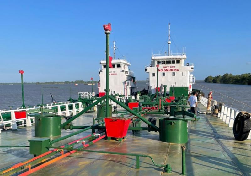 Tàu dùng vận chuyển xăng nhập lậu, xăng giả của Phan Thanh Hữu.