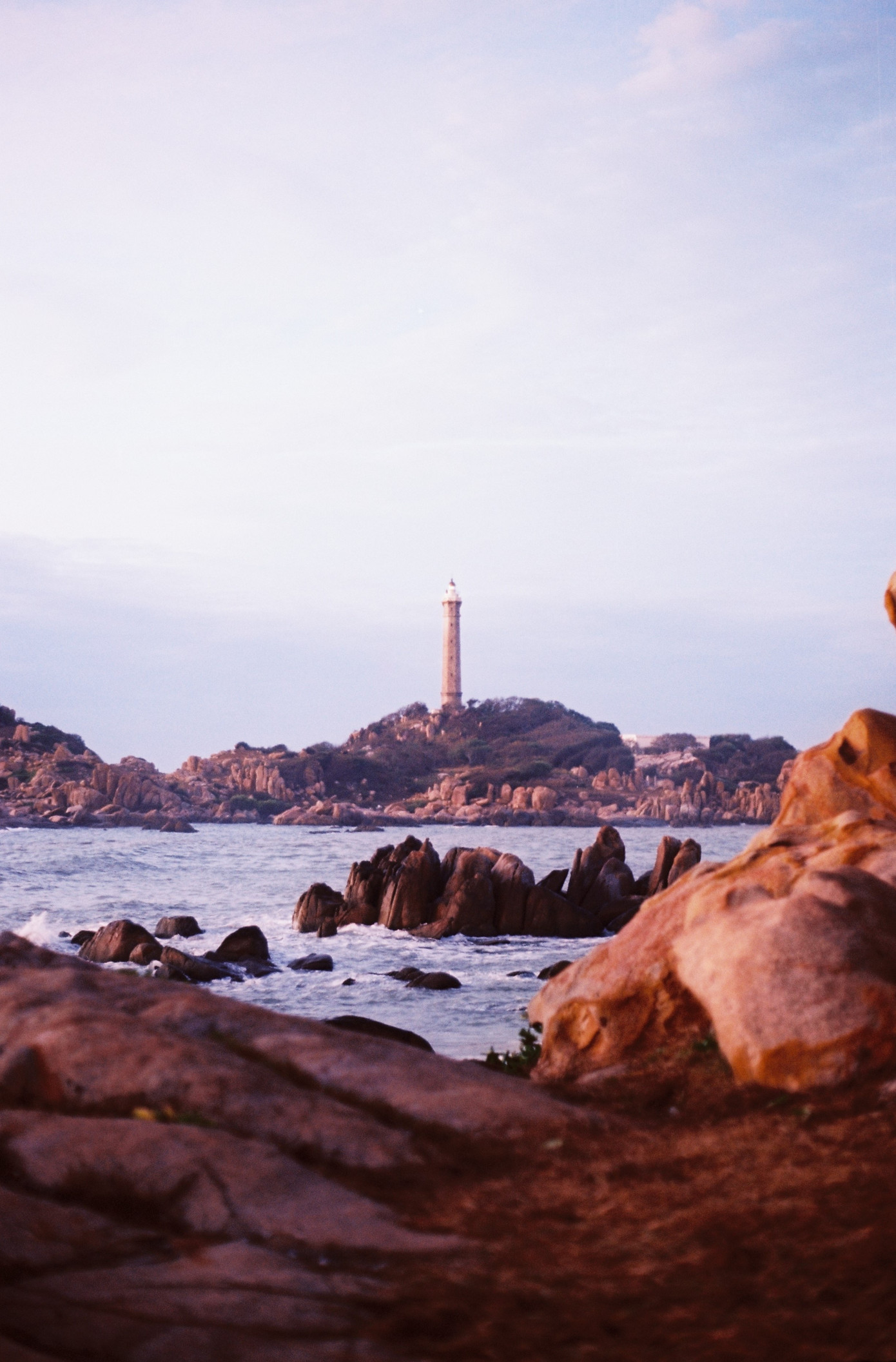 Kê Gà ảnh 1 Kê Gà là một trong những địa điểm đón bình minh đẹp nhất của tỉnh Bình Thuận. Ảnh: Linh Huỳnh.