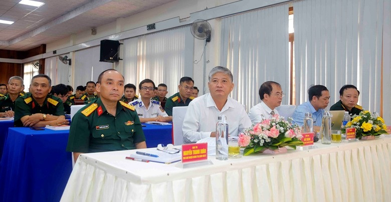 Các đại biểu dự khai mạc lớp tập huấn. Ảnh: Phan Định-Cổng thông tin điện tử Bộ Quốc phòng. Các đại biểu dự khai mạc lớp tập huấn. Ảnh: Phan Định-Cổng thông tin điện tử Bộ Quốc phòng.