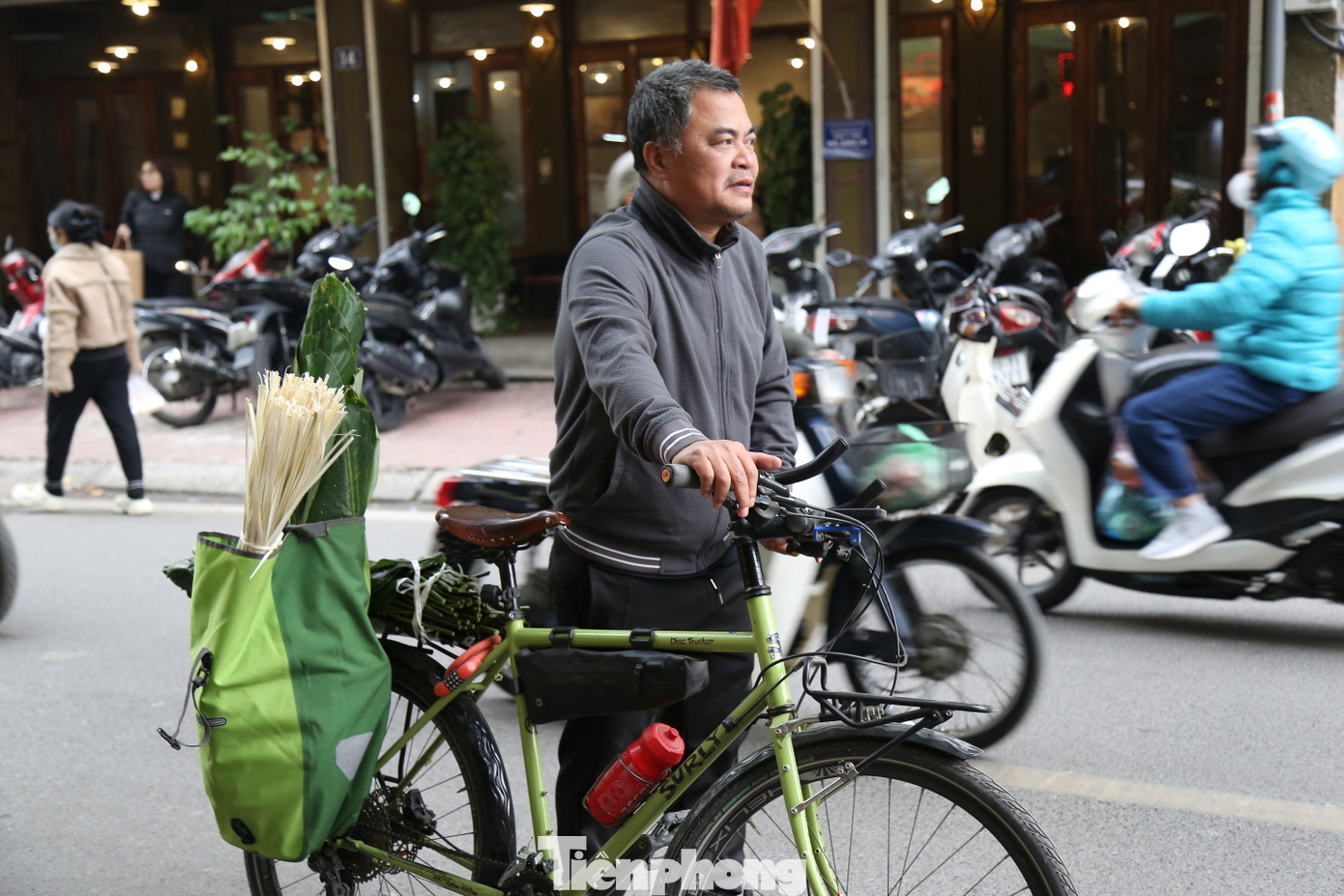 Ông Dương cho biết dự định sẽ cùng gia đình nhóm bạn gói 50 chiếc bánh chưng để cùng nhau tận hưởng một cái Tết đầm ấm, sum vầy.