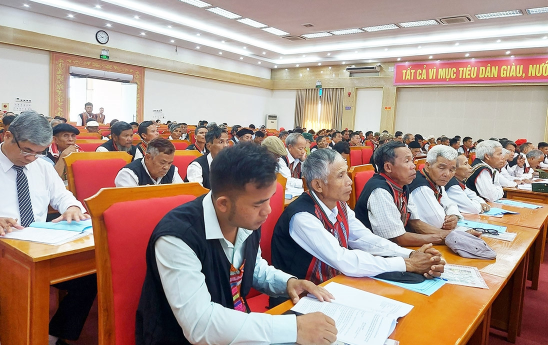 Quảng Trị hiện có 191 Người có uy tín trong cộng đồng các DTTS