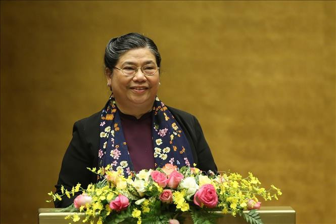 Chiều 30/3, tại Nhà Quốc hội, với sự điều hành của Phó Chủ tịch Thường trực Quốc hội Tòng Thị Phóng, Quốc hội đã biểu quyết thông qua Nghị quyết về việc miễn nhiệm Chủ tịch Quốc hội khóa XIV, Chủ tịch Hội đồng bầu cử quốc gia đối với bà Nguyễn Thị Kim Ngân. Nghị quyết có hiệu lực thi hành kể từ khi Quốc hội bầu được Chủ tịch Quốc hội và Chủ tịch Hội đồng bầu cử quốc gia. Ảnh: Dương Giang/TTXVN