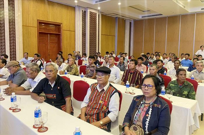 Các đại biểu tham dự buổi gặp mặt. Ảnh: Báo Dân Tộc