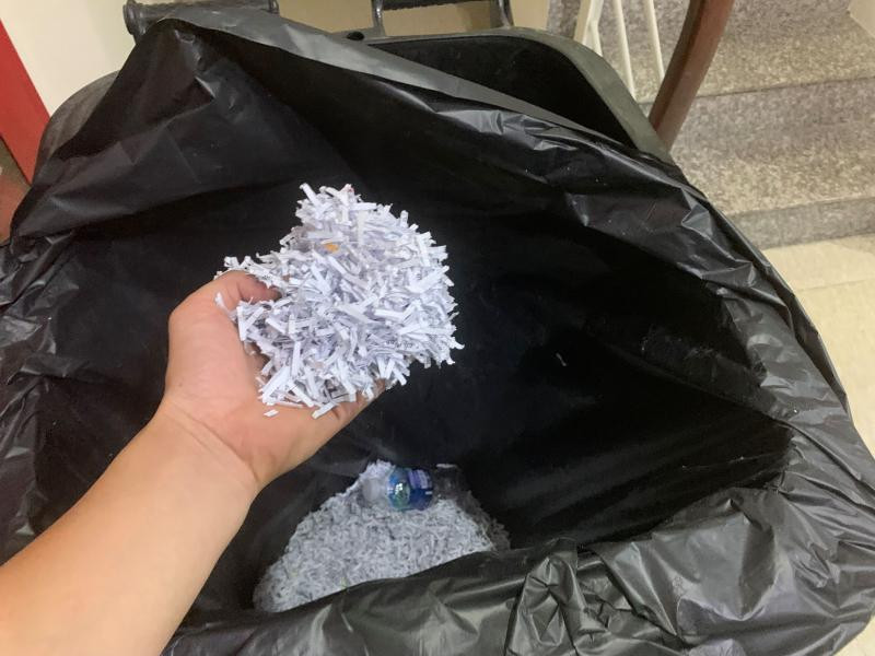 Nhiều tài liệu đã bị các đối tượng tiêu hủy.