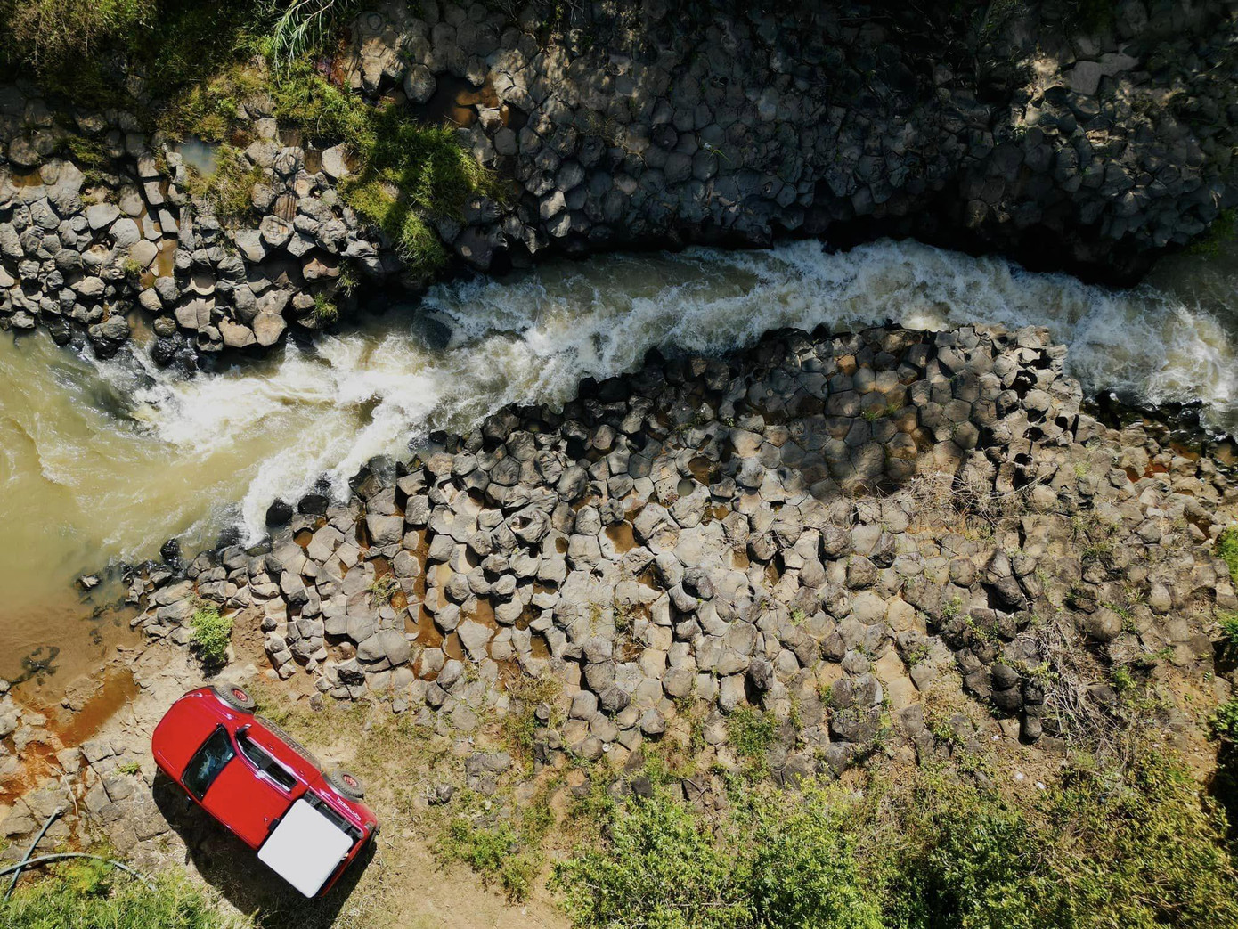 Bãi đá cổ làng Vân nằm giữa xã La Phí và thị trấn Yaly, có niên đại hơn 100 triệu năm tuổi. Đây là địa điểm check-in được nhiều du khách gần xa tìm đến tham quan và chụp hình (Ảnh: Luan Lavender). Bãi đá cổ làng Vân nằm giữa xã La Phí và thị trấn Yaly, có niên đại hơn 100 triệu năm tuổi. Đây là địa điểm check-in được nhiều du khách gần xa tìm đến tham quan và chụp hình (Ảnh: Luan Lavender).
