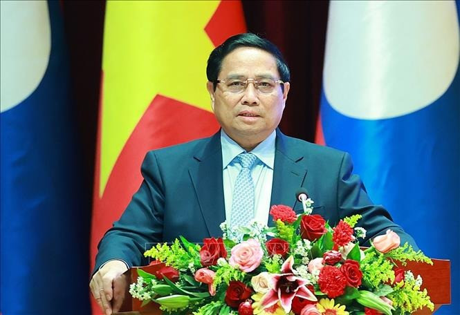 Thủ tướng Phạm Minh Chính phát biểu tại Hội nghị Hợp tác đầu tư Việt Nam - Lào 2025. Ảnh: Dương Giang/TTXVN