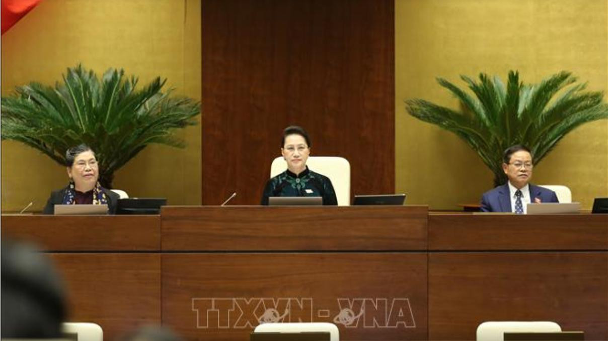Dự kiến, sáng 31/3, Ủy ban Thường vụ Quốc hội báo cáo Quốc hội kết quả thảo luận tại Đoàn và giải trình, tiếp thu ý kiến của đại biểu Quốc hội về dự kiến nhân sự để bầu Chủ tịch Quốc hội, Chủ tịch Hội đồng bầu cử quốc gia. Trong ảnh: Chủ tịch Quốc hội Nguyễn Thị Kim Ngân và các Phó Chủ tịch tại phiên họp chiều 30/3. Ảnh: TTXVN