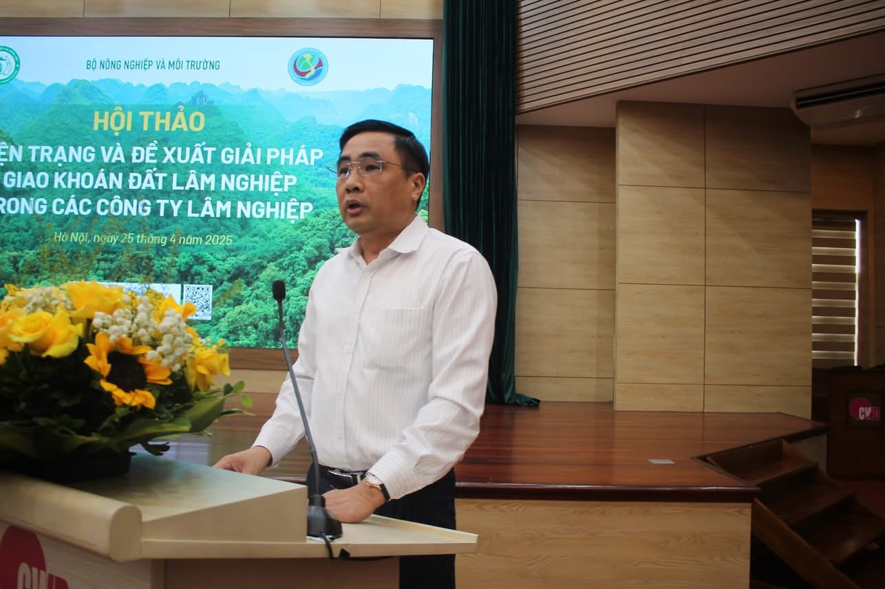 Thứ trưởng Bộ Nông nghiệp và Môi trường Nguyễn Quốc Trị.